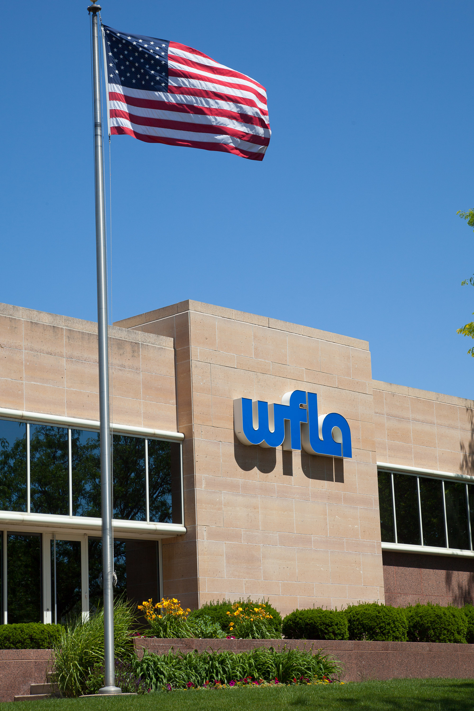 WFLA Building Exterior-7328
