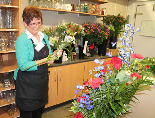 hyvee quincy il flowers