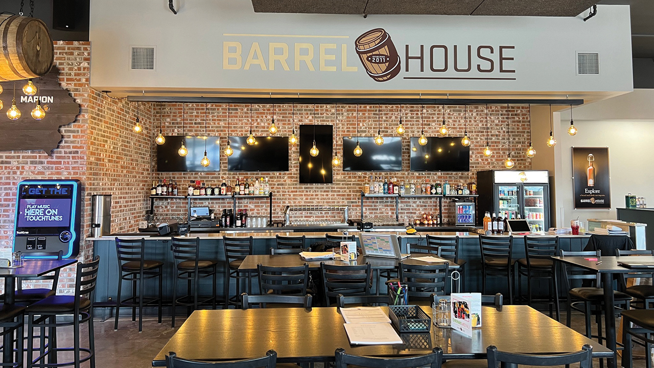 barrel house restaurant dubuque iowa