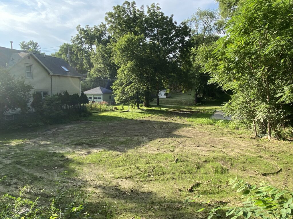 The vacant lot at 724 Ronalds Street, the future site of a Student Built House.