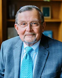 Dr. Les Garner