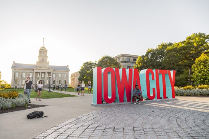 Iowa City Tourism