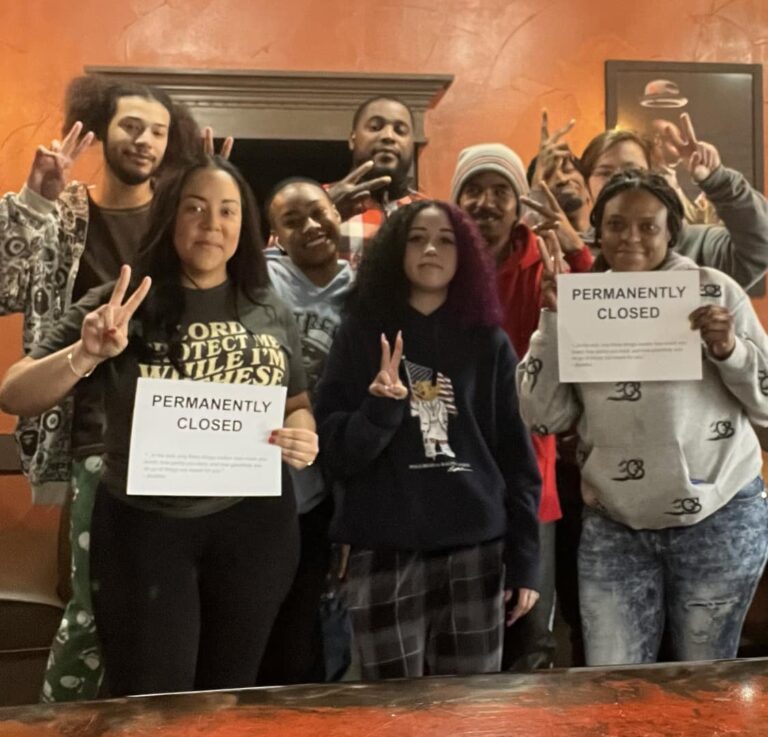 Vivian's Soul Food staff