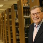 Former President Willard “Sandy” Boyd. CREDIT UNIVERSITY OF IOWA