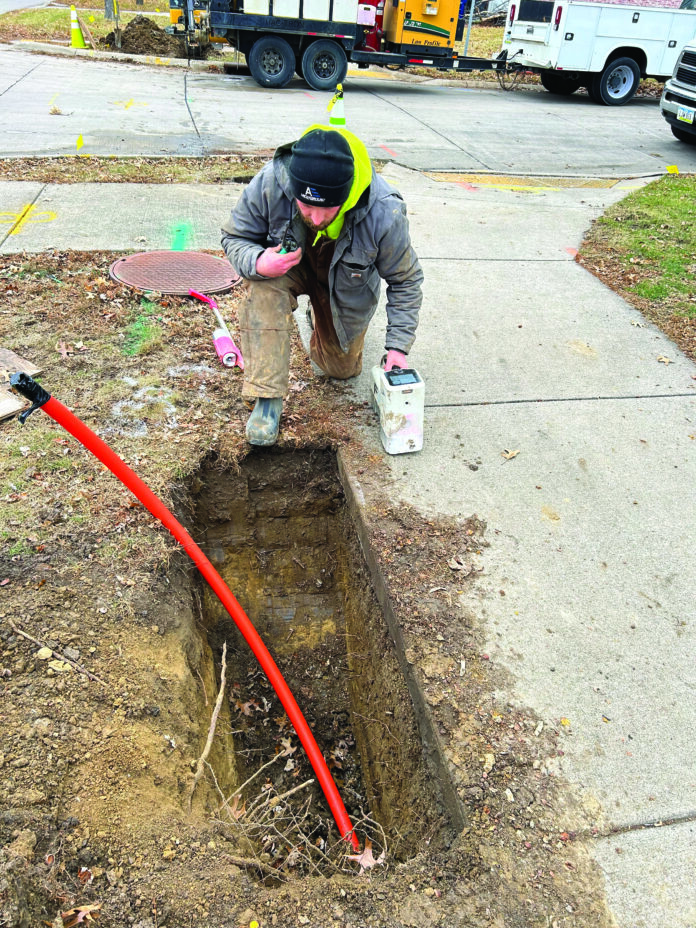 Central Scott Telephone fiber-optic cable