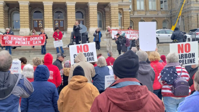 Iowa Capitol carbon dioxide pipeline rally