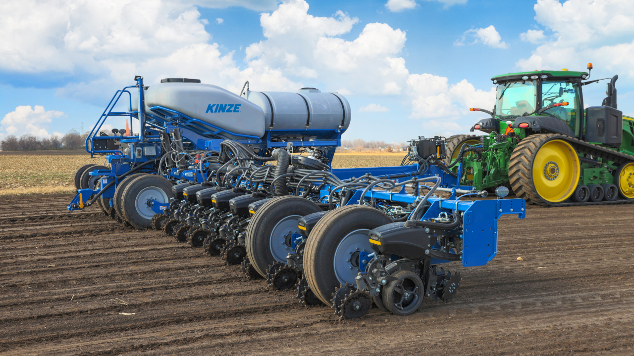 Kinze Manufacturing new 5900 series planter
