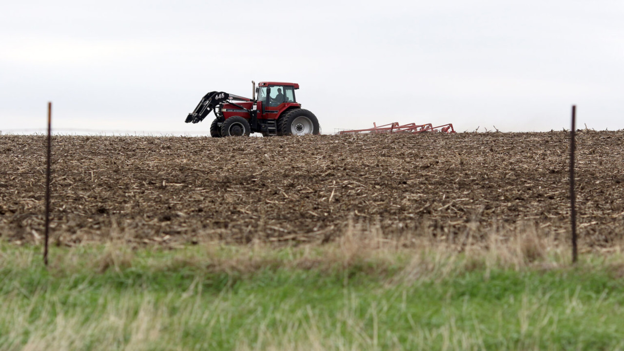 Carbon dioxide pipeline farmers