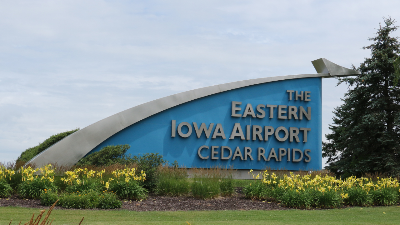 Eastern Iowa Airport passenger
