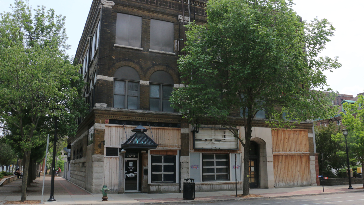 Former Dragon building Cedar Rapids