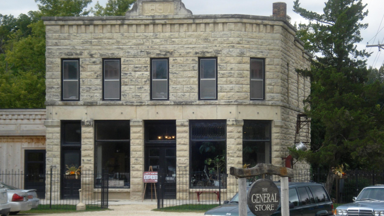 Stone City General Store Pub