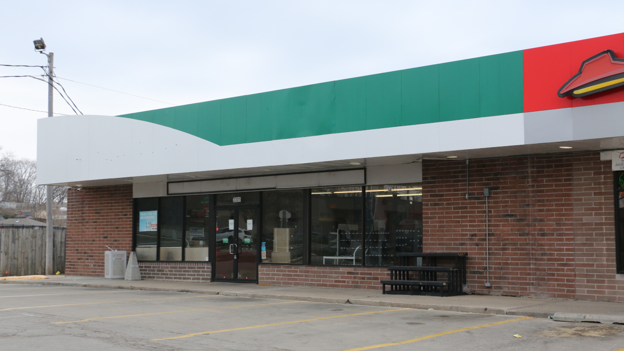 Former Sinclair store Cedar Rapids