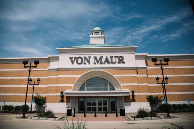 Von Maur at Iowa River Landing in Coralville. CREDIT IRL