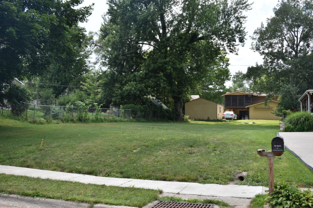 Iowa Valley Habitat for Humanity purchased 708 9th Ave. in Coralville for $25,000