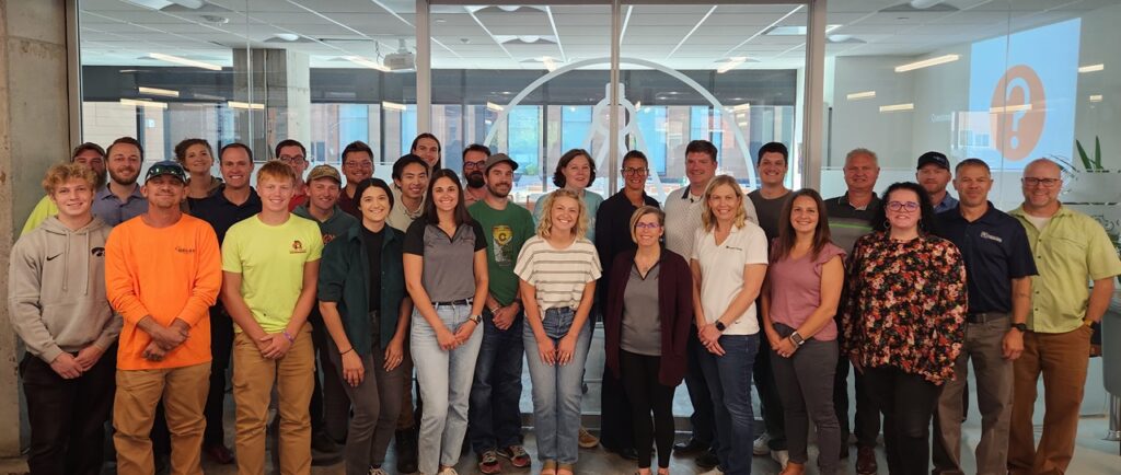 Axiom and R/M staff