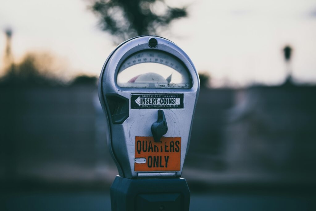 The city of Iowa City is considering an ordinance that would reduce downtown parking rates and establish an evening/weekend parking permit.