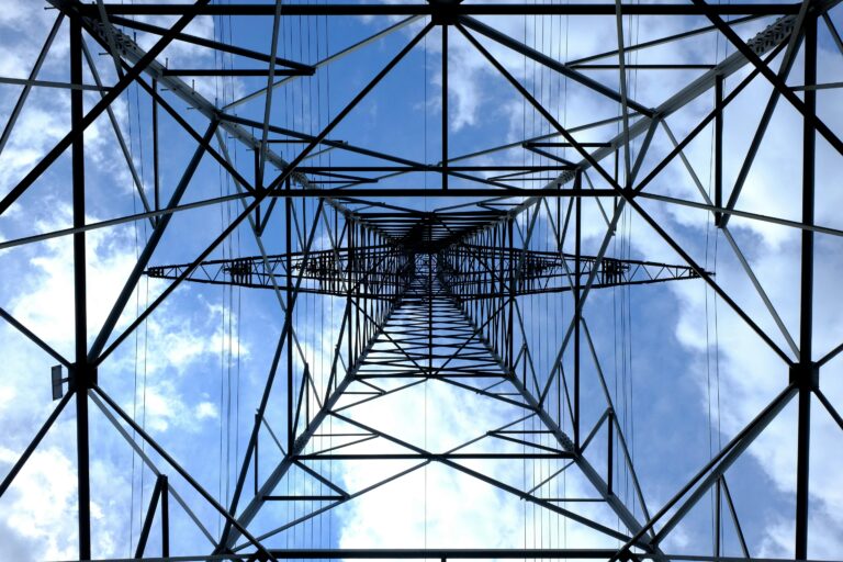 Photo by Pixabay, energy tower