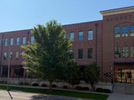 Geonetric building