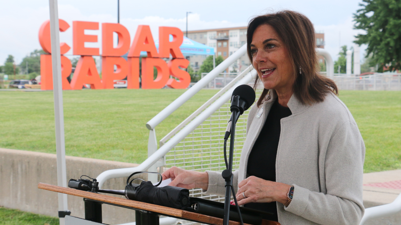 Tiffany O'Donnell Mays Island ceremony