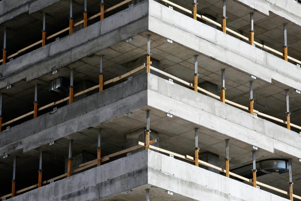 Photo by Pixabay: https://www.pexels.com/photo/gray-concrete-building-7931/