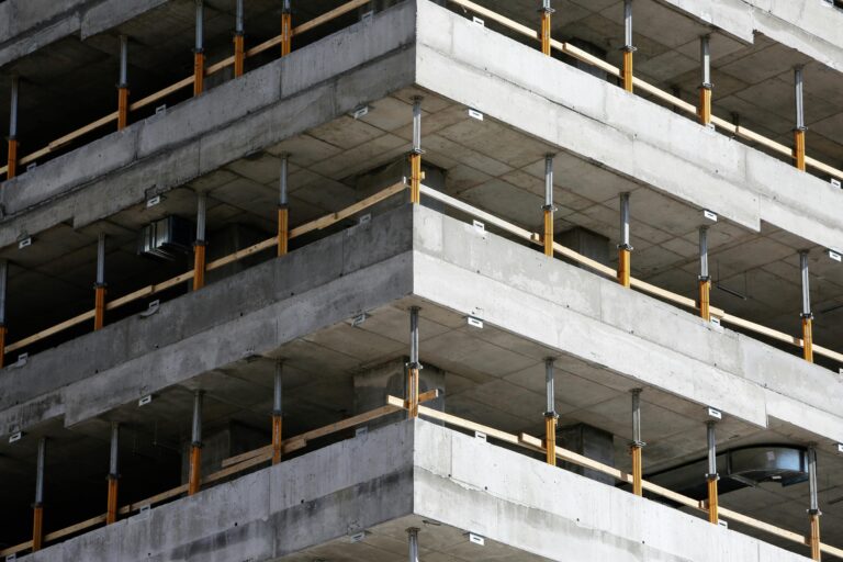 Photo by Pixabay: https://www.pexels.com/photo/gray-concrete-building-7931/