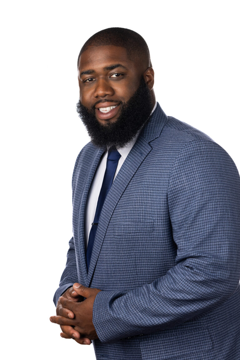 Dominique Campbell