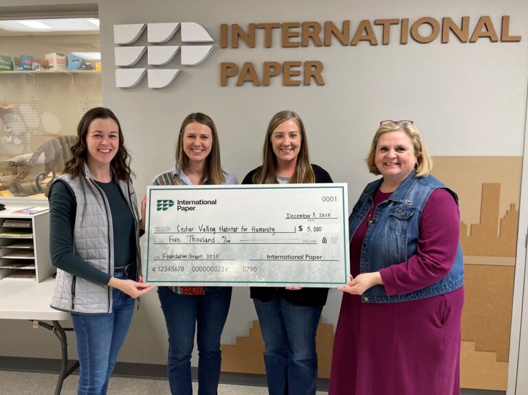 The International Paper Foundation has awarded a $5,000 grant to Cedar Valley Habitat for Humanity to support their Students Building Community internship.