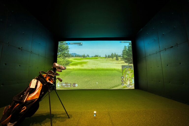 indoor golf pexels