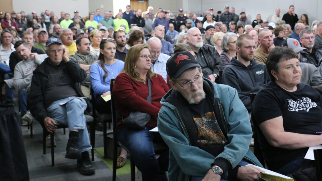 Alliant Energy gas-fired plant informational meeting crowd