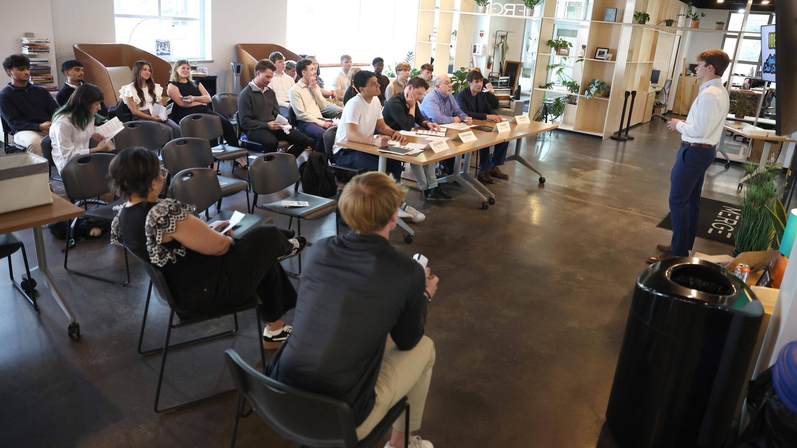 UI IdeaStorm Applied AI Case Competition